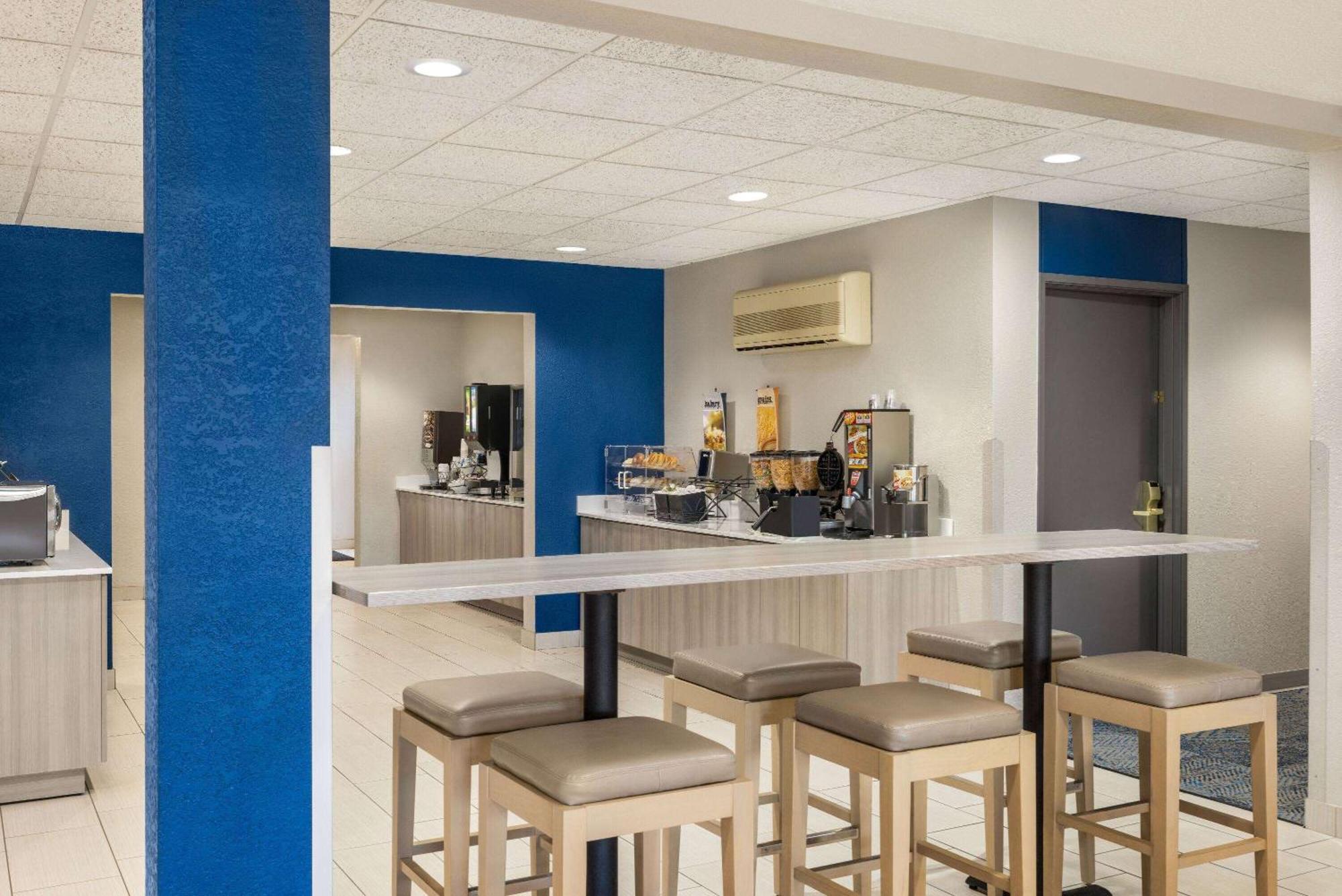 Microtel Inn & Suites By Wyndham New Ulm Luaran gambar