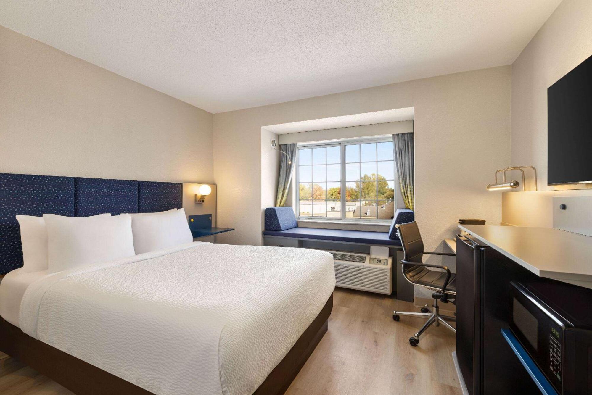 Microtel Inn & Suites By Wyndham New Ulm Luaran gambar