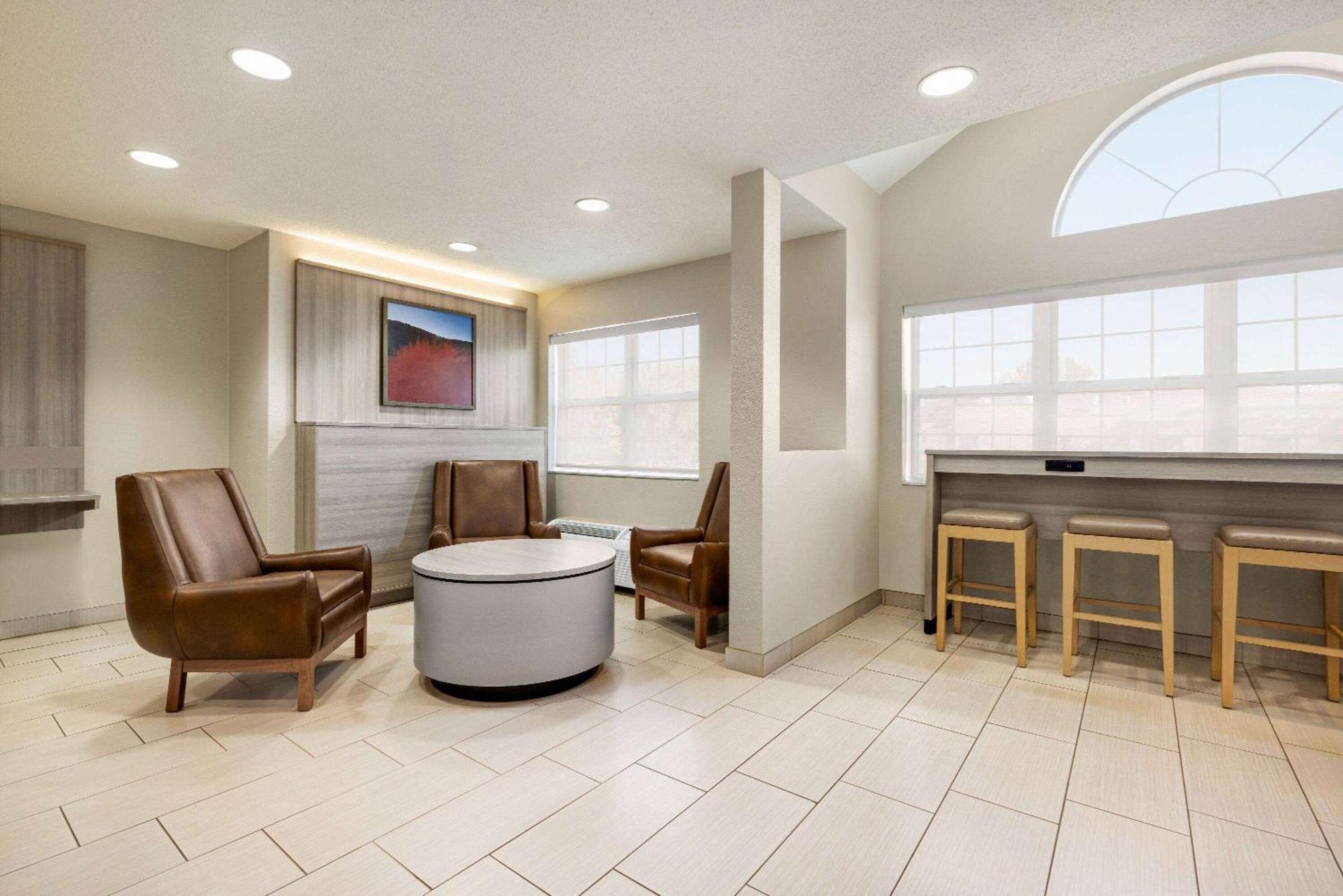 Microtel Inn & Suites By Wyndham New Ulm Luaran gambar