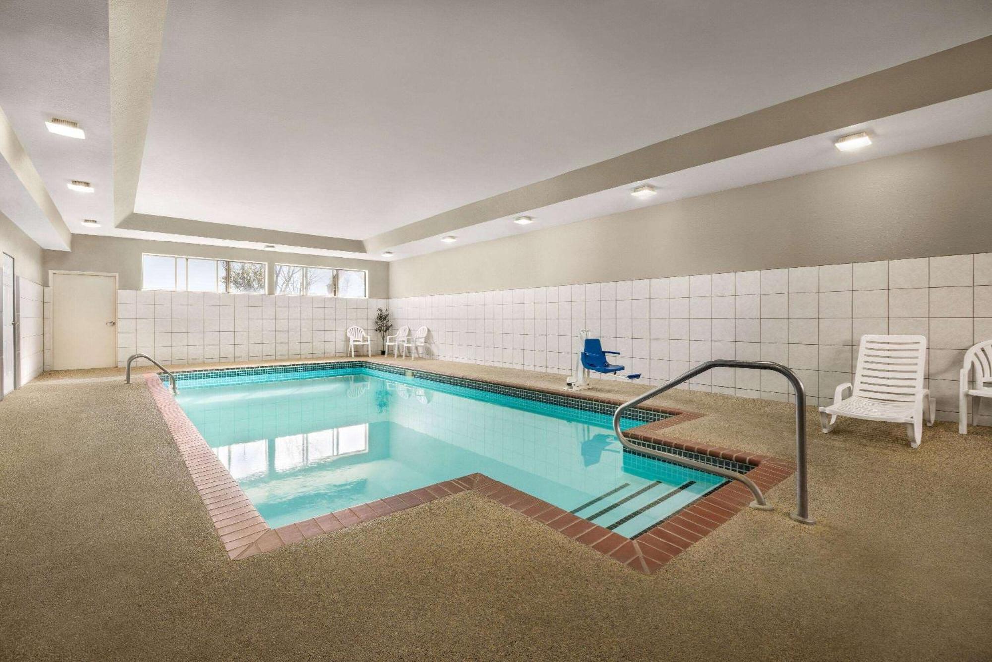 Microtel Inn & Suites By Wyndham New Ulm Luaran gambar
